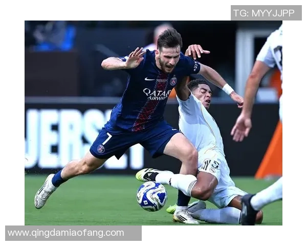 足总杯决赛：拜仁凭补时绝杀力克巴黎圣日耳曼全场沸腾解析