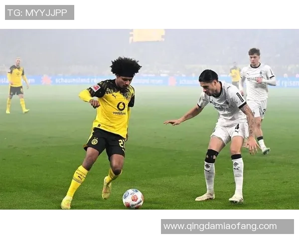 世界杯冷门回顾曼联与多特蒙德激战成和补时进球引发全场狂欢