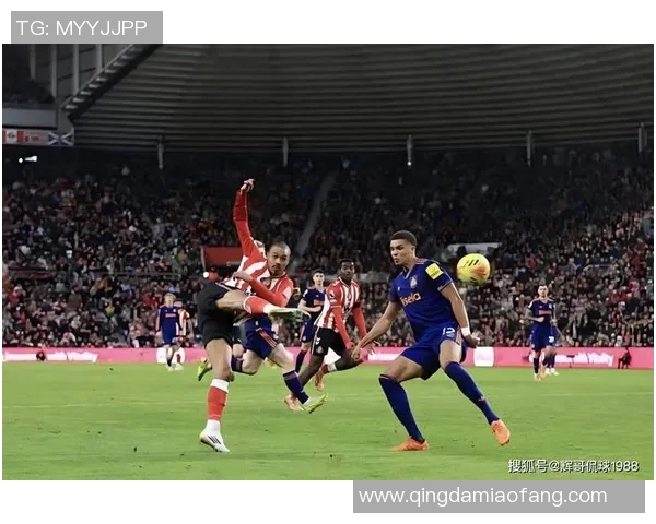 曼联与巴黎圣日耳曼友谊赛激战成平精彩瞬间回顾与十大进球分析