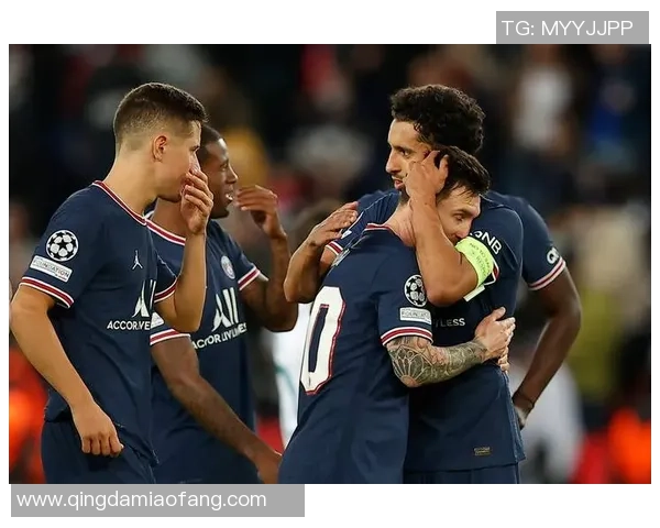 足总杯激战:拜仁逆转巴黎圣日耳曼引发转会风波与全场沸腾 足总杯激战:拜仁逆转巴黎圣日耳曼引发转会风波与全场沸腾