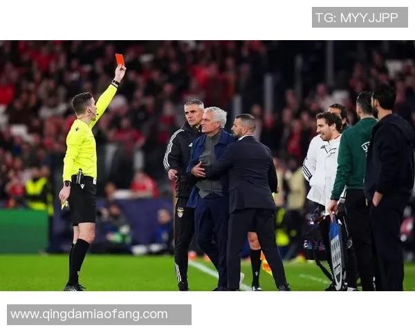 国王杯激战利物浦与巴黎圣日耳曼战成平局精彩瞬间引发全场热烈反响