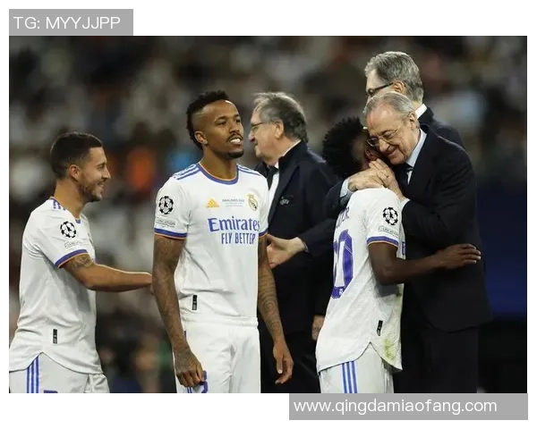 欧联杯激战皇马逆转曼联乌龙球成关键瞬间引发全场狂欢